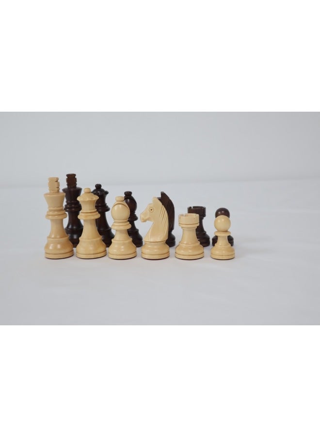 لعبة شطرنج خشبية قياسية الحجم بتصميم فارس جرماني، مصنوعة من الخشب الصلب، قطع شطرنج مفردة للعب